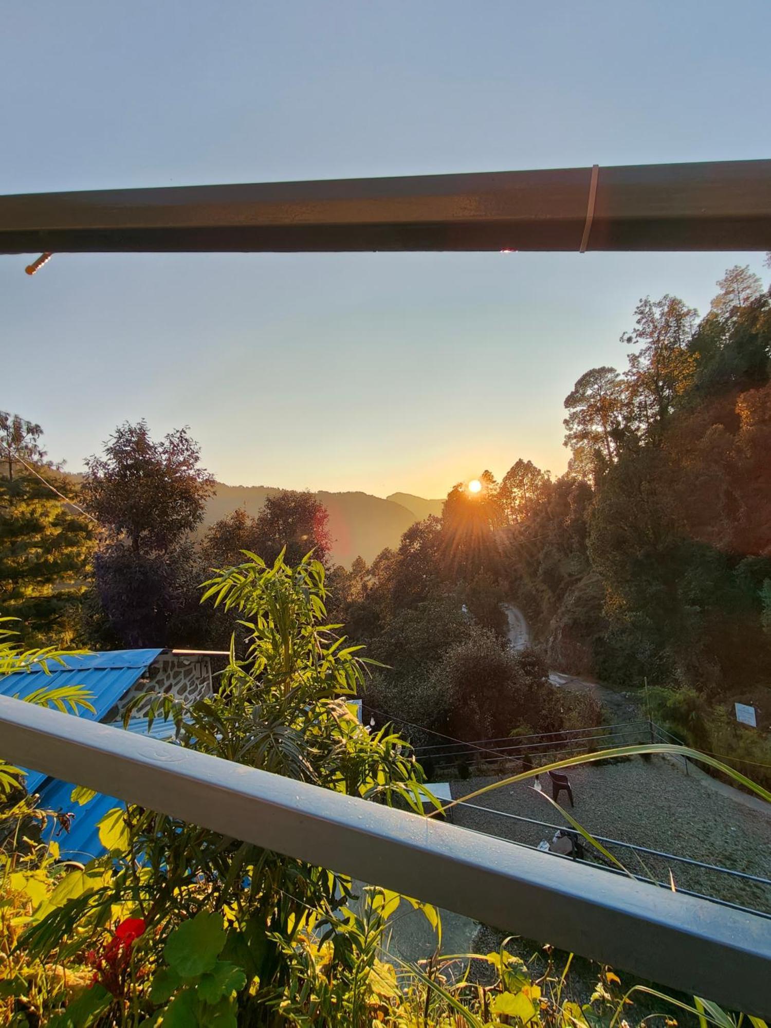 Himwanderer Camps & Cottages Pangot Nainital Dış mekan fotoğraf